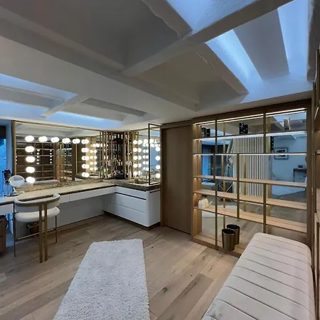 Penthouse Mit Innenpool, Sauna Und Fitnessraum * Frankfurt nad Mohanem